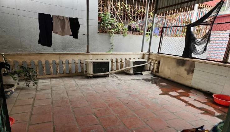 Cho thuê nhà ngõ Tôn Thất Tùng 15m ra Phố 4 tầng x 40m2, 4 ngủ, 15 Triệu/th